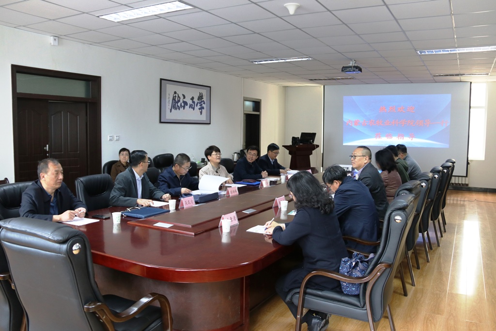 cdc64332331c4e93bdeb9b6b608754de.jpg cdc64332331c4e93bdeb9b6b608754de.jpg